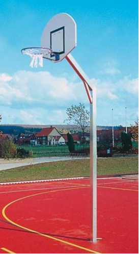 stojka-alyuminievaya-stritbolnaya